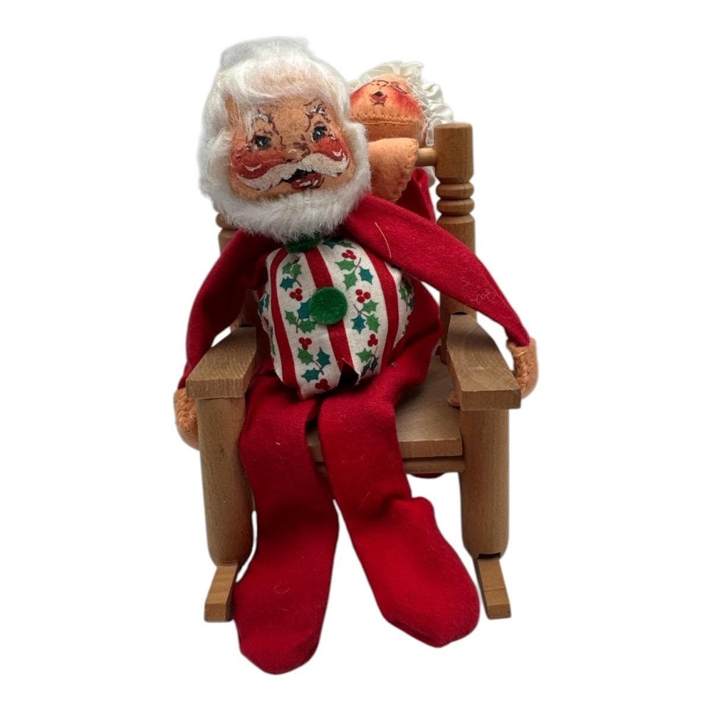 Vintage ANNALEE Santa & Mrs Claus in Rocking Chair Christmas Holiday 1963